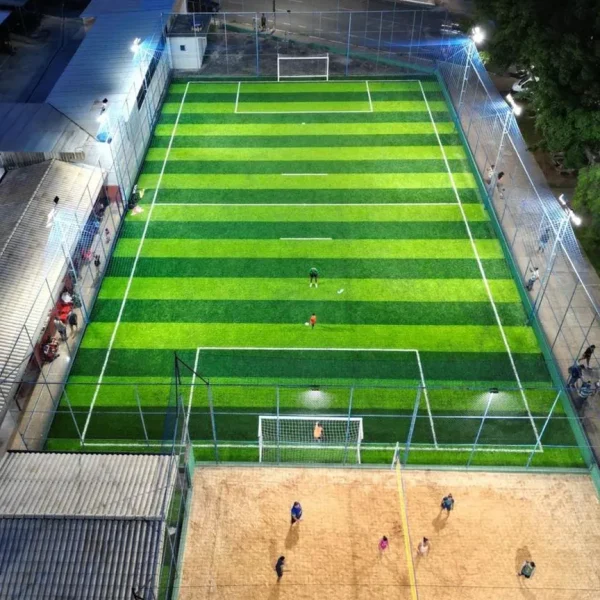 Grama sintética esportiva para campo
